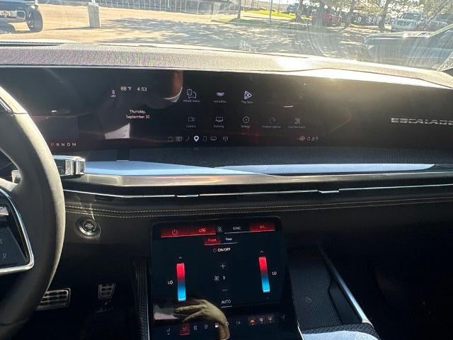 2025 Cadillac Escalade ESV AWD V-Series