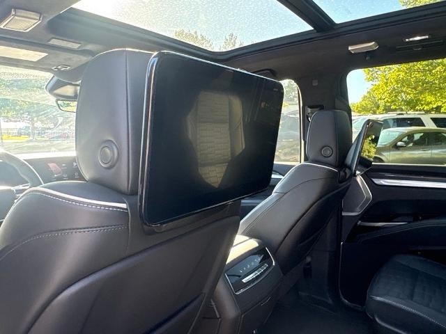 2025 Cadillac Escalade ESV AWD V-Series