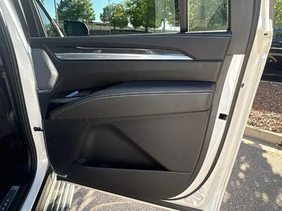 2025 Cadillac Escalade ESV AWD V-Series