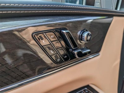 2025 Cadillac ESCALADE IQ Luxury 2