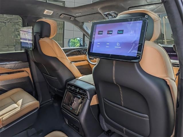 2025 Cadillac ESCALADE IQ Luxury 2