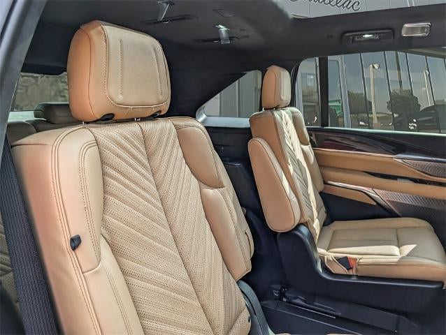 2025 Cadillac ESCALADE IQ Luxury 2