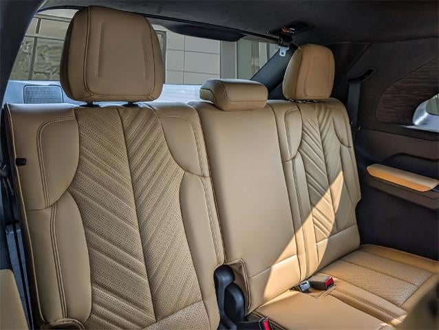 2025 Cadillac ESCALADE IQ Luxury 2