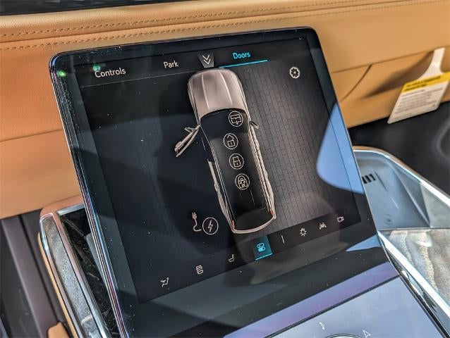 2025 Cadillac ESCALADE IQ Luxury 2