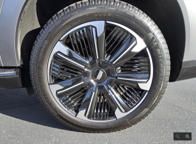 2026 Cadillac ESCALADE IQ Sport