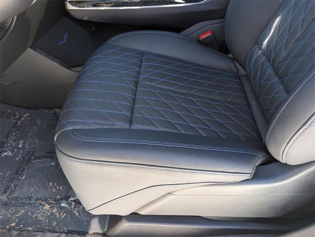 2025 Cadillac ESCALADE IQ Sport 1