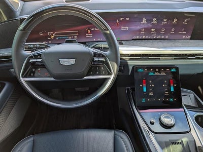 2025 Cadillac ESCALADE IQ AWD Sport 2