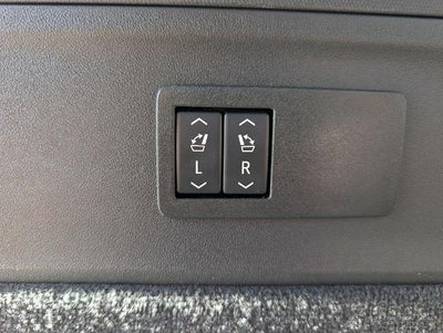 2025 Cadillac ESCALADE IQ AWD Sport 2