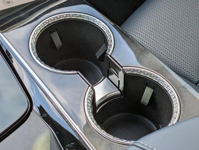 2025 Cadillac ESCALADE IQ AWD Sport 2