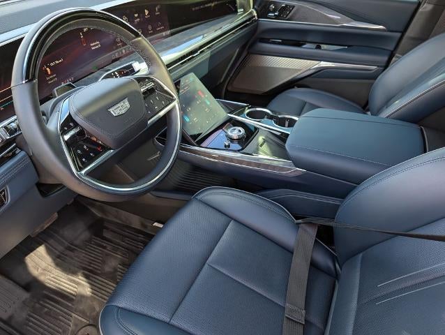 2025 Cadillac ESCALADE IQ AWD Sport 2