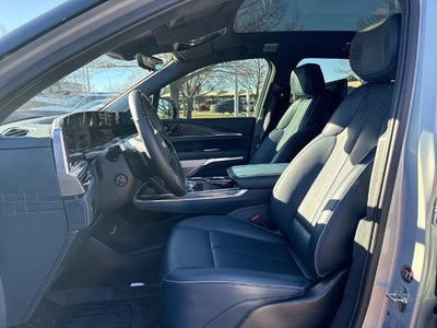 2025 Cadillac ESCALADE IQ Sport 2