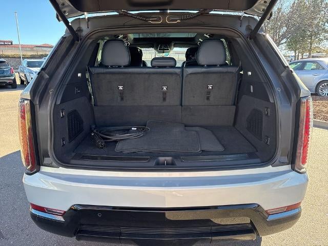 2025 Cadillac ESCALADE IQ Sport 2