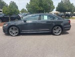 2017 Volkswagen Passat R-Line w/Comfort Pkg Auto