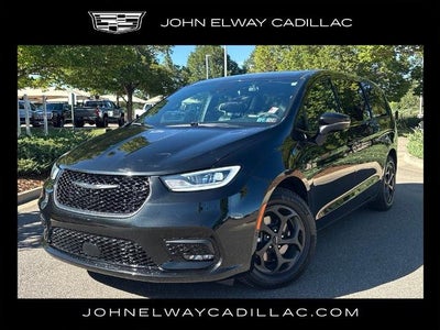 2023 Chrysler Pacifica Hybrid Touring L FWD