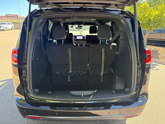 2023 Chrysler Pacifica Hybrid Touring L FWD