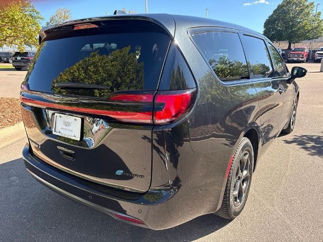 2023 Chrysler Pacifica Hybrid Touring L FWD