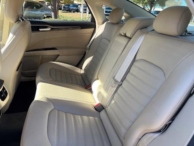 2015 Ford Fusion 4dr Sdn SE FWD