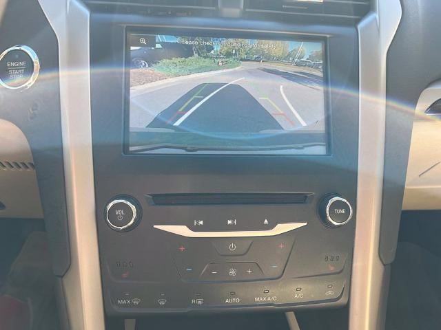 2015 Ford Fusion 4dr Sdn SE FWD