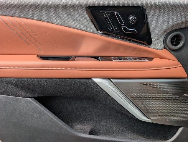 2027 Cadillac OPTIQ Premium Luxury