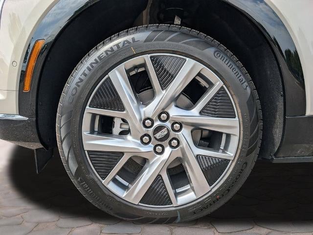 2027 Cadillac OPTIQ Premium Luxury