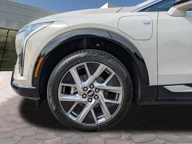 2027 Cadillac OPTIQ Premium Luxury