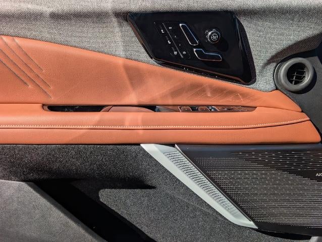 2027 Cadillac OPTIQ Premium Luxury
