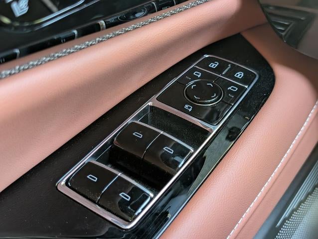 2027 Cadillac OPTIQ Premium Luxury