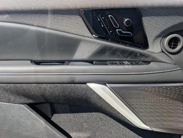 2027 Cadillac OPTIQ Sport