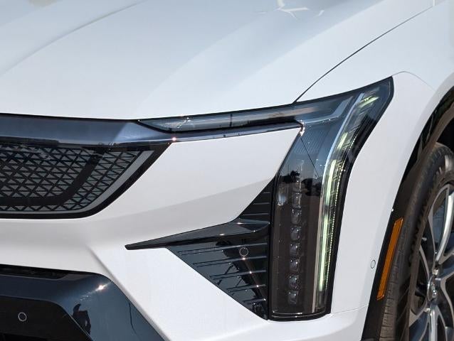 2027 Cadillac OPTIQ Premium Sport