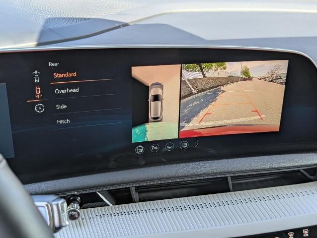 2025 Cadillac OPTIQ AWD 4dr Sport w/1SH