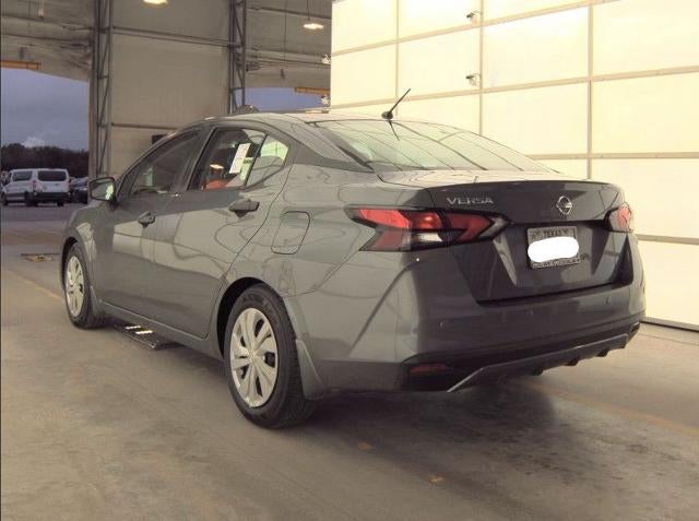 2021 Nissan Versa S CVT