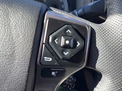 2023 Toyota Tacoma 2WD 2WD SR5 Double Cab 5' Bed V6 AT (GS)