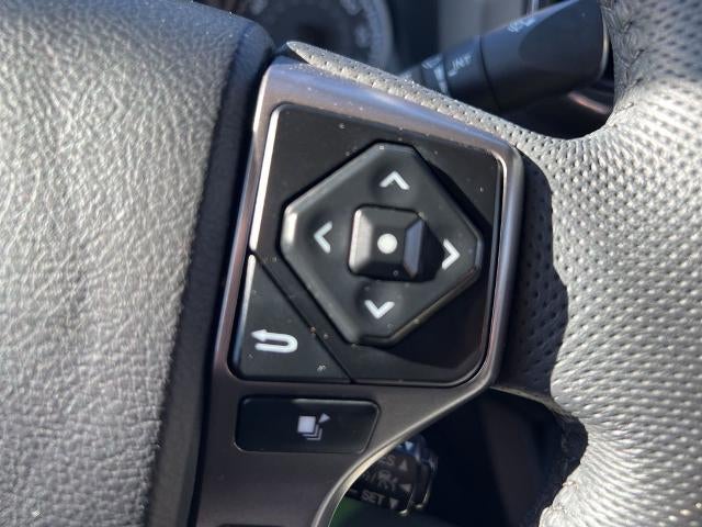 2023 Toyota Tacoma 2WD 2WD SR5 Double Cab 5' Bed V6 AT (GS)