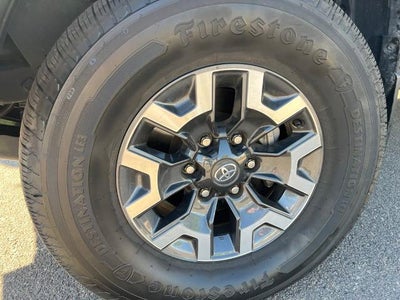 2023 Toyota Tacoma 4WD 4WD SR5 Double Cab 5' Bed V6 AT (GS)