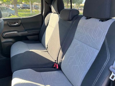 2023 Toyota Tacoma 4WD 4WD SR5 Double Cab 5' Bed V6 AT (GS)