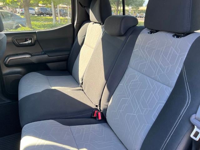 2023 Toyota Tacoma 4WD 4WD SR5 Double Cab 5' Bed V6 AT (GS)