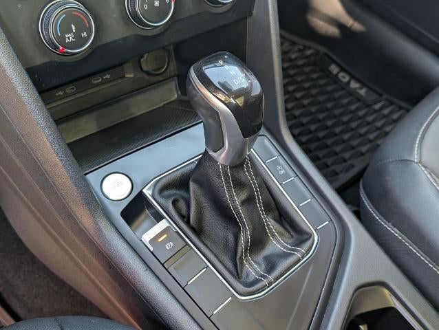 2022 Volkswagen Taos SE FWD