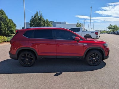 2022 Volkswagen Taos SE FWD