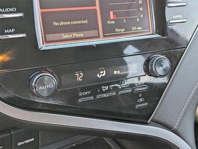 2019 Toyota Camry SE Auto (SE)