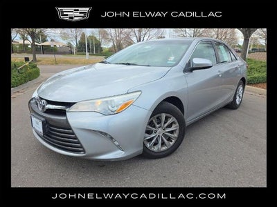 2015 Toyota Camry 4dr Sdn I4 Auto LE (SE)