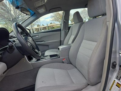 2015 Toyota Camry 4dr Sdn I4 Auto LE (SE)