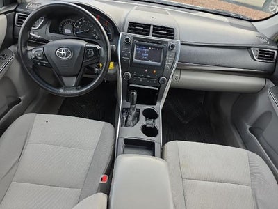 2015 Toyota Camry 4dr Sdn I4 Auto LE (SE)
