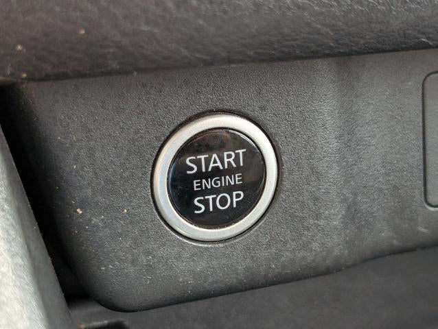 2022 Nissan Rogue AWD SV