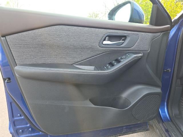 2023 Nissan Rogue AWD SV *Ltd Avail*