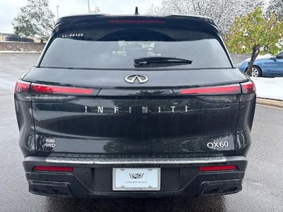 2023 INFINITI QX60 LUXE AWD