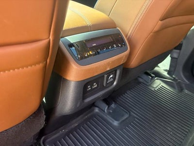 2025 Nissan Pathfinder Platinum 4WD