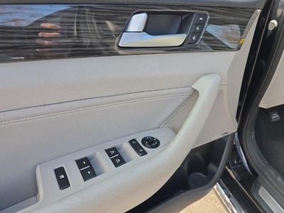 2015 Hyundai SONATA 4dr Sdn 2.4L Limited PZEV