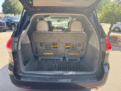 2011 Toyota Sienna 5dr 7-Pass Van V6 XLE AWD (Natl)