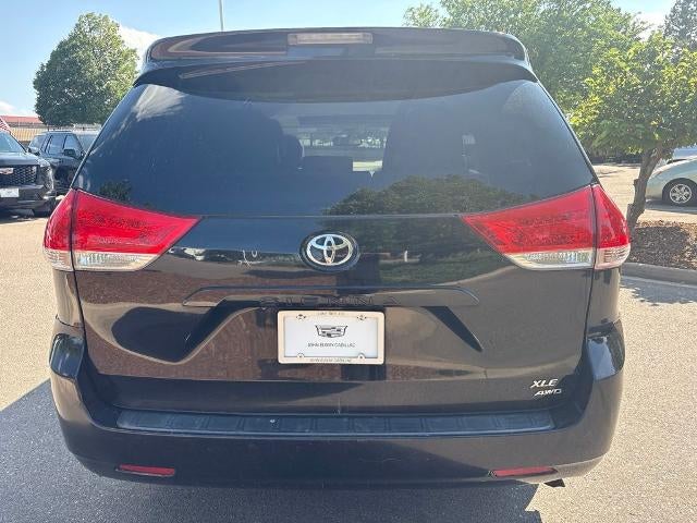 2011 Toyota Sienna 5dr 7-Pass Van V6 XLE AWD (Natl)