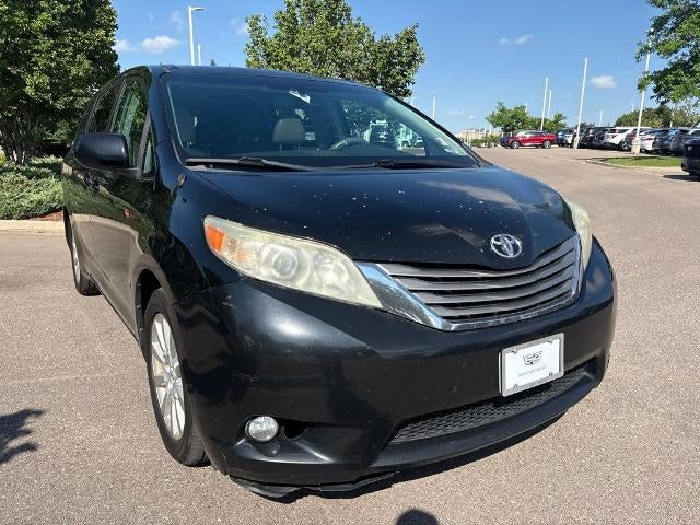 2011 Toyota Sienna 5dr 7-Pass Van V6 XLE AWD (Natl)